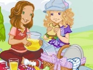 Holly Hobbie Picnic Catching Game